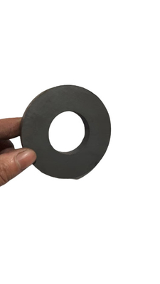 شراء مغناطيس حلقة من الفريت الممغنط الصلب بقطر D65X32X20mm حجم مخصص Y30 Y35 online manufacture