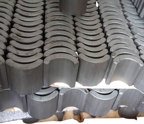 شراء Y30 Y40 مغناطيس سيراميك صلب على شكل قوس الطاقة الحرة للمحرك 540550775 online manufacture